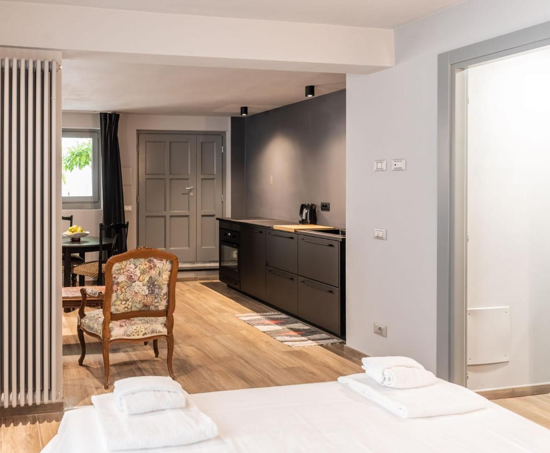 Wisteria Court - Suite 2 - Menaggio Extérieur photo